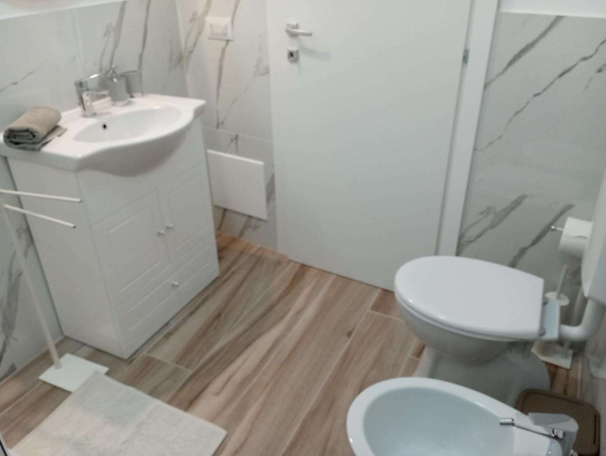 אוריסטאנו Niu Rooms מראה חיצוני תמונה